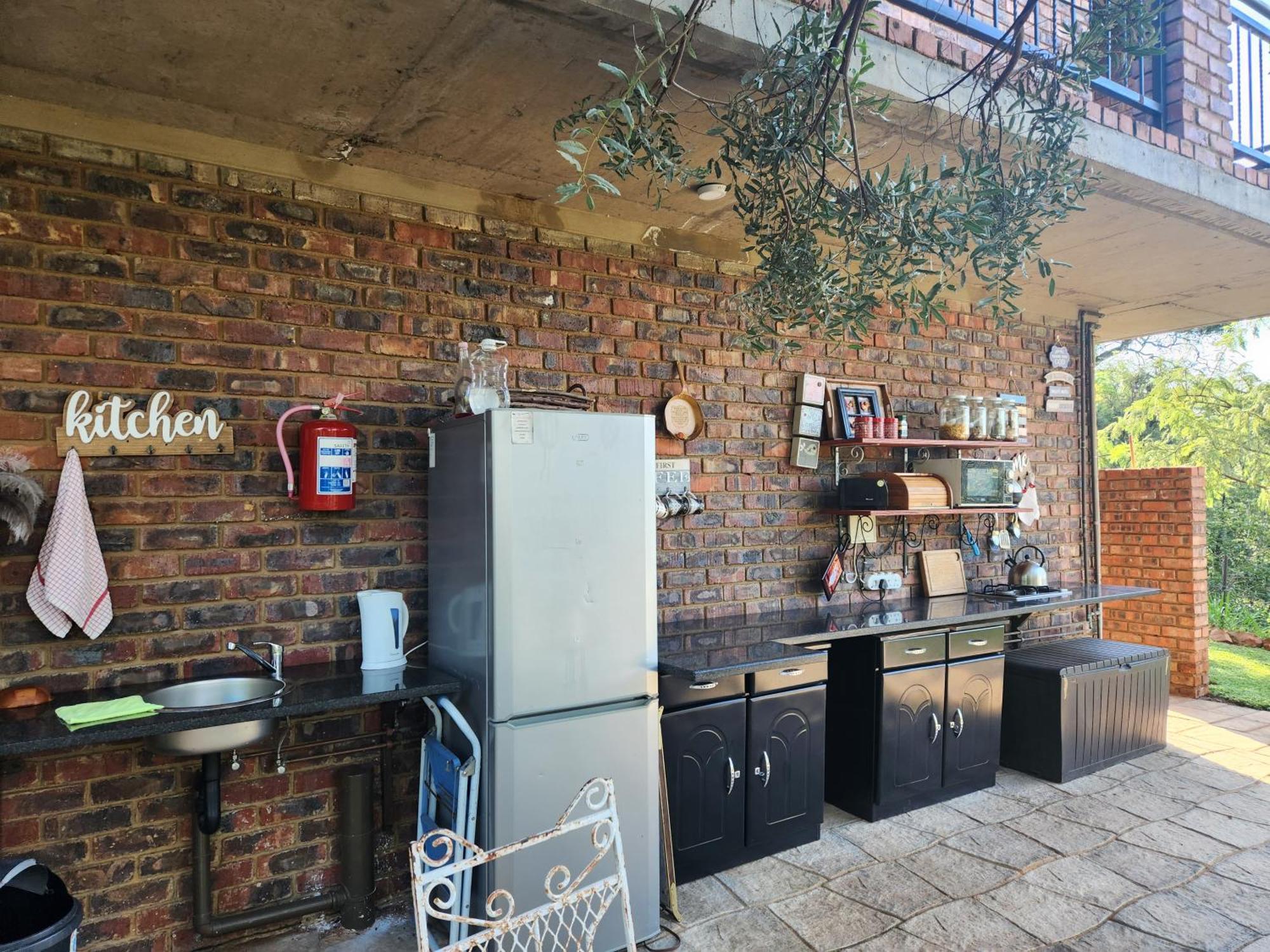 Suikerbosrant Sleep And Go Bed & Breakfast Pretoria-Noord Eksteriør bilde