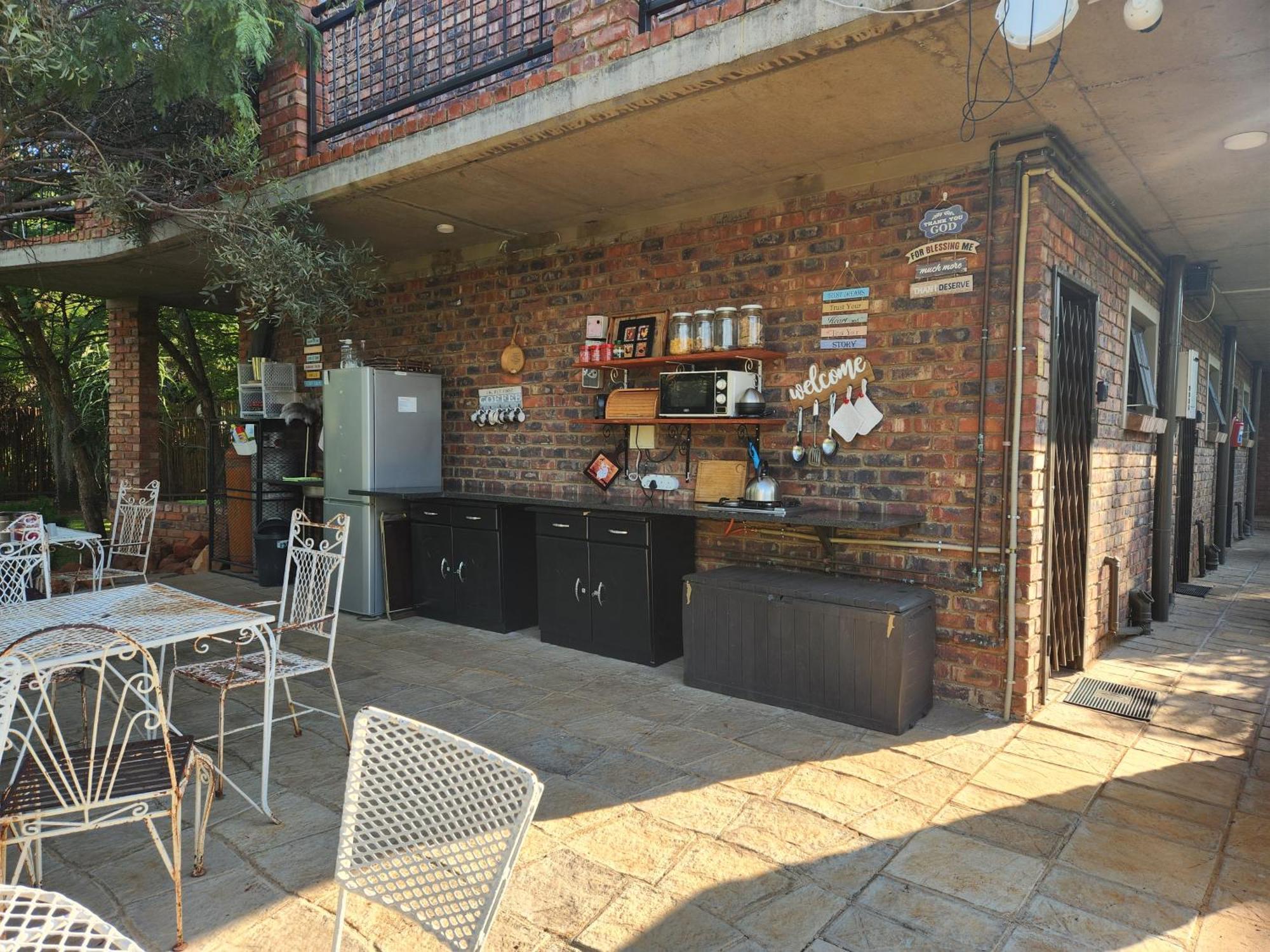 Suikerbosrant Sleep And Go Bed & Breakfast Pretoria-Noord Eksteriør bilde