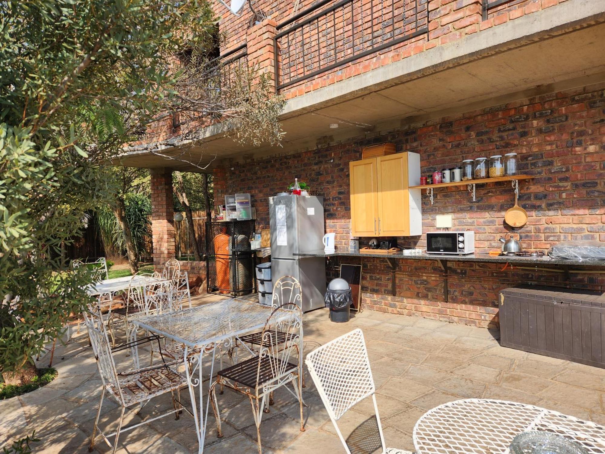 Suikerbosrant Sleep And Go Bed & Breakfast Pretoria-Noord Eksteriør bilde