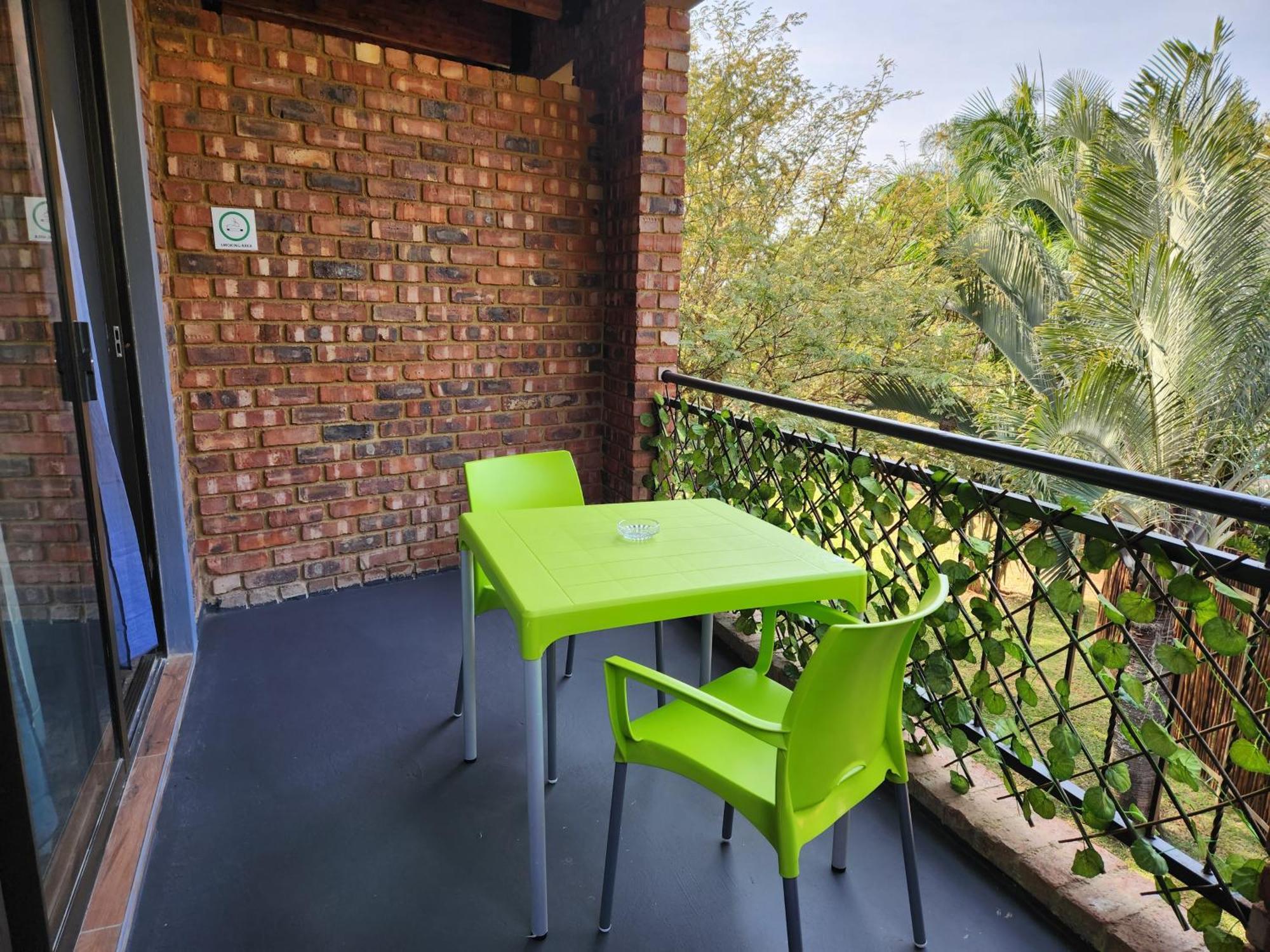Suikerbosrant Sleep And Go Bed & Breakfast Pretoria-Noord Eksteriør bilde