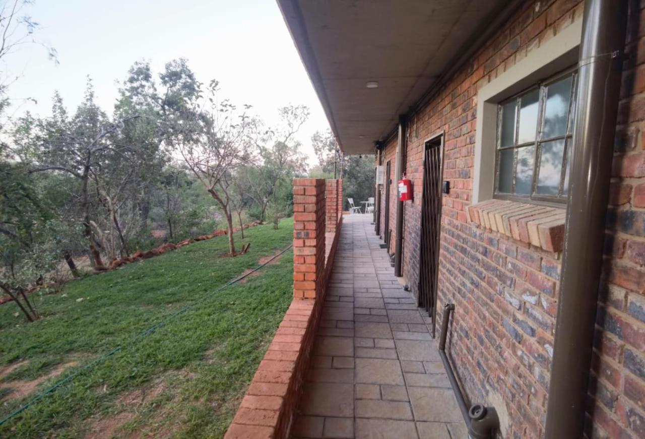 Suikerbosrant Sleep And Go Bed & Breakfast Pretoria-Noord Eksteriør bilde